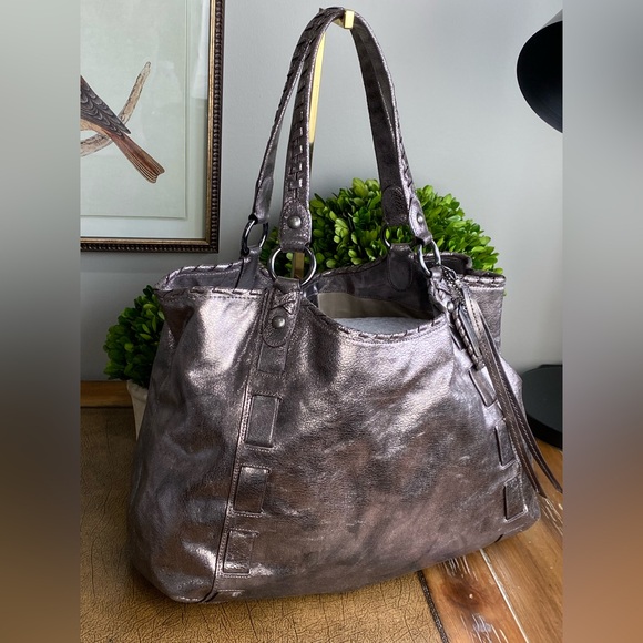 Coach XL Dylan Tote – Limited Edition Metallic Bronze Whipstitch - Picture 4 of 15